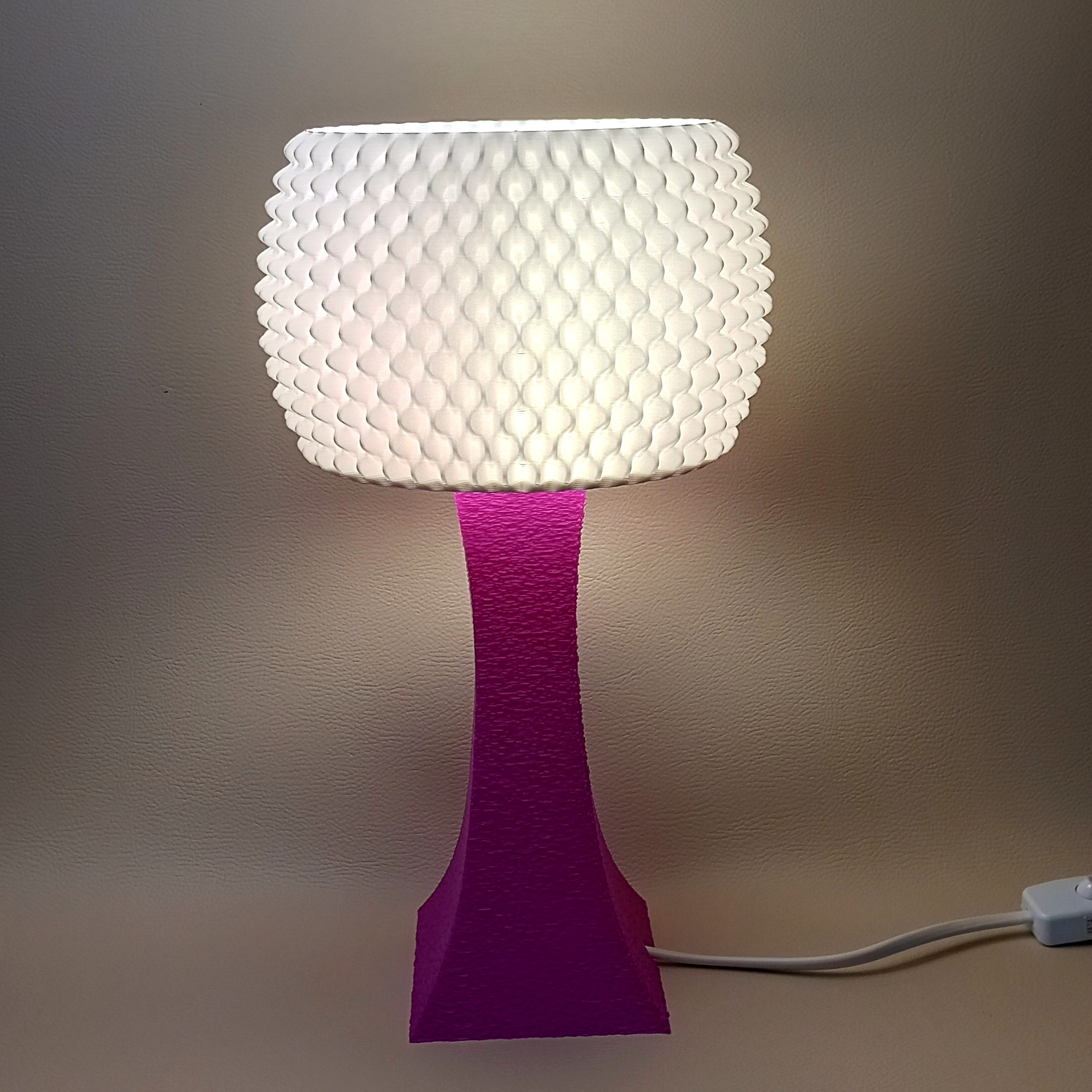 LAMPE PERLE